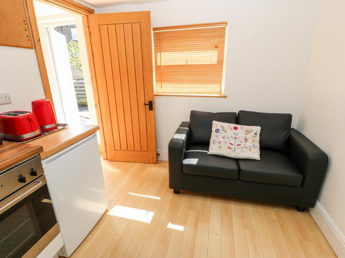 אילקלי Garden Cottage מראה חיצוני תמונה